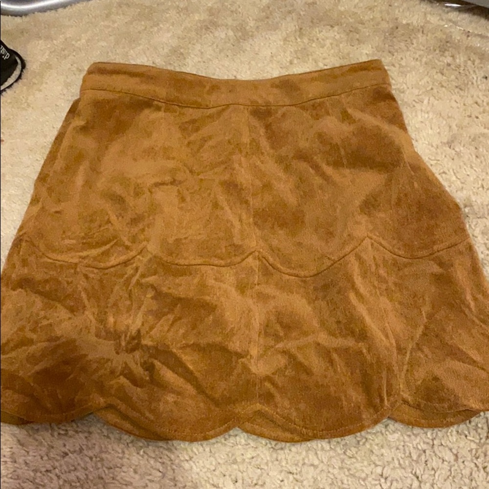 Brown/ tan skirt